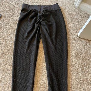 TIKTOK scrunchy butt leggings